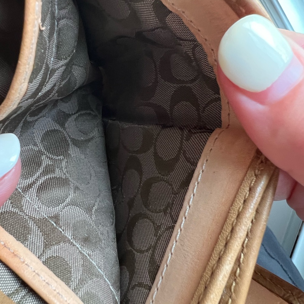 Wallet - Picture 4 of 5